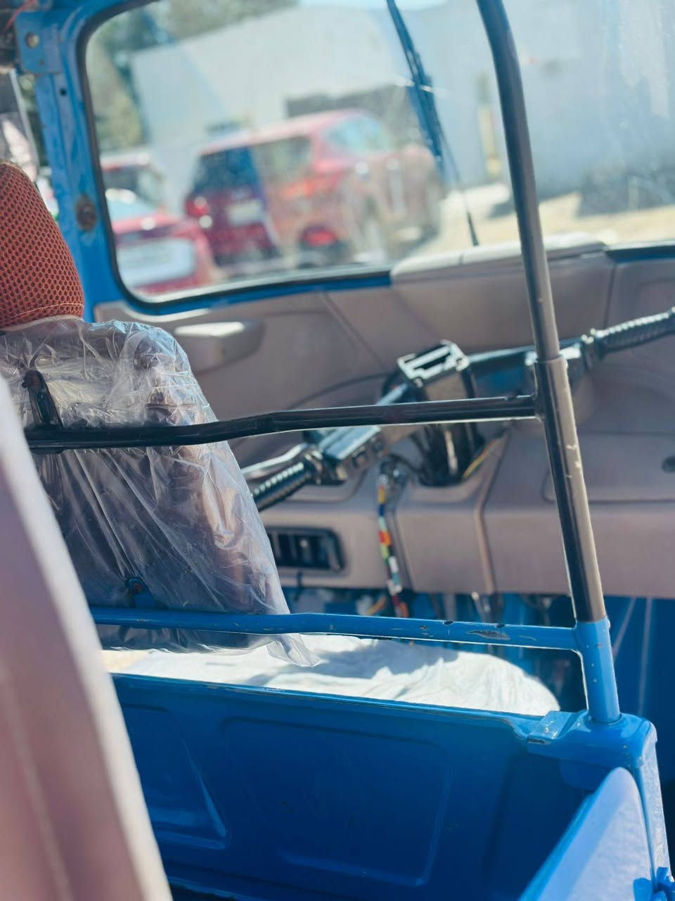 سلام عليكم تكتك لبيع موديل 21 شهر 11 مكفوله ماعدا بيه بارد بصيط فقط باقي مكفوله أوراق سيد وسام ابو مجر مكاني ميسان قضا ميمونه شراي ينتصل سعره ٧ بيه مجال ***********///***********
