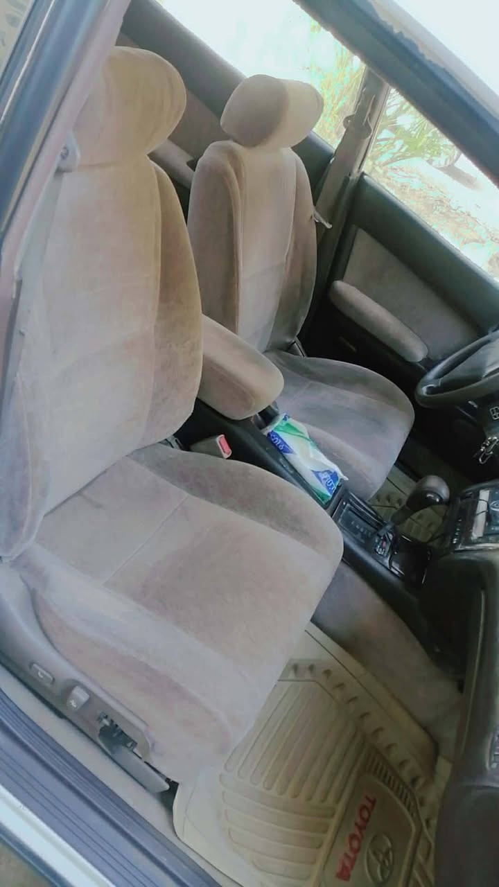 سلام عليكم 
كراون بطه متصل رقم نجف بأسمي 
محرك 2500 vvt السياره حلوه وجاهزه 
كفاله كص ونقل جثه .. 
محرك كير مكفول حداديه حلوه تبريد ثلج 
مكاني النجف الكوفه .. السعر 57  وبيه مجال للطيبين.. 
للأستفسار ***********
