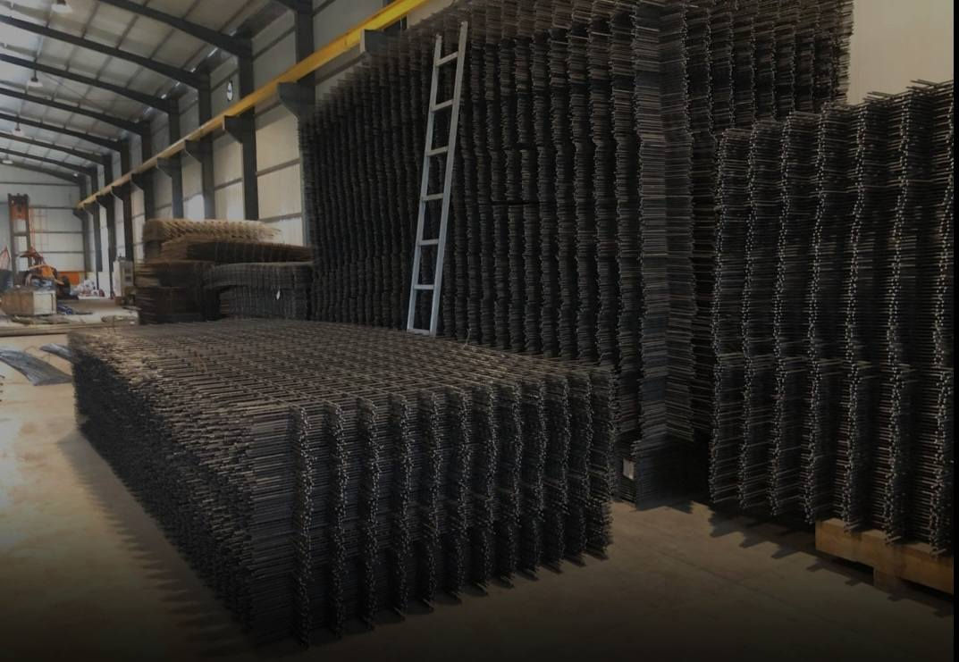 شركة جواهر المشكور لتجارة العامة
🔥🔥🔥🔥🔥🔥🔥🔥🔥🔥
شركة لتجارة جميع انواء الهياكل المعدنيه
دينا خبرا فى هاذ المجال امتدت إلى 30 عام
الأساس القوي هو سر البقاء. في جواهر المشكورآ ، نصمم وننفذ هياكل معدنية تتحدى الزمن والظروف". امن المستودعات العملاقة إلى التصاميم المعقدة. نبنى لك هيكلا صلبا بقدر طموحاتك".
هياكل معدنية بمواصفات عالمية، ضنعت لتدوم".
دقة في التنفيذ، صلابة في الهيكل، وسرعة في
الإنجاز
للاستفسار اكثر يمكنك تواصل 
***********
او  زورونا في موقعنا  في بغداد سريع الغزالية قرب سيطرة الغزالية  شركه جواهر المشكور
