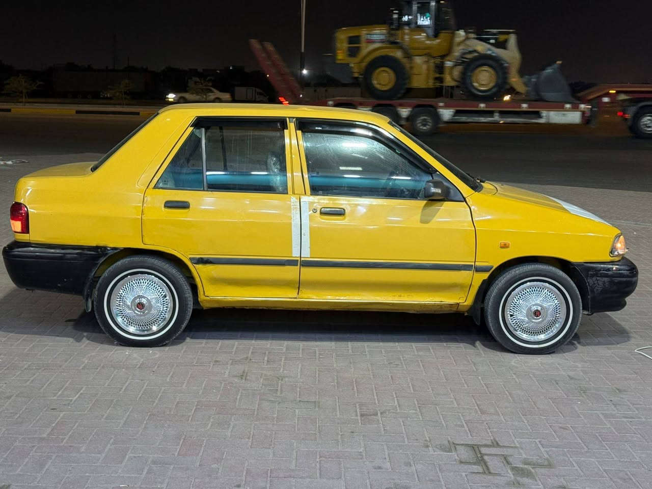 السلام عليكم
سايبه 2015
سنويه مجدده 28 مصفره هيئه وغرامات وبيهه خط وبحث وصولات تصفير 
تحويل ثاني يوم
مكينه گير بجيس 
حداده نافضهه نفض 
برانكيتات ع وضع شركه 
سياره مكفوله من الضربه وصبق تخم تايرات ويلكب جديد قرفه سياره تخبل مسجل وسماعات مضخم 
كهربائيات كلهه شقاله فول الفول 35 وبيهه مجال الشراي العنوان البصره الزبير
هاتف: ***********
