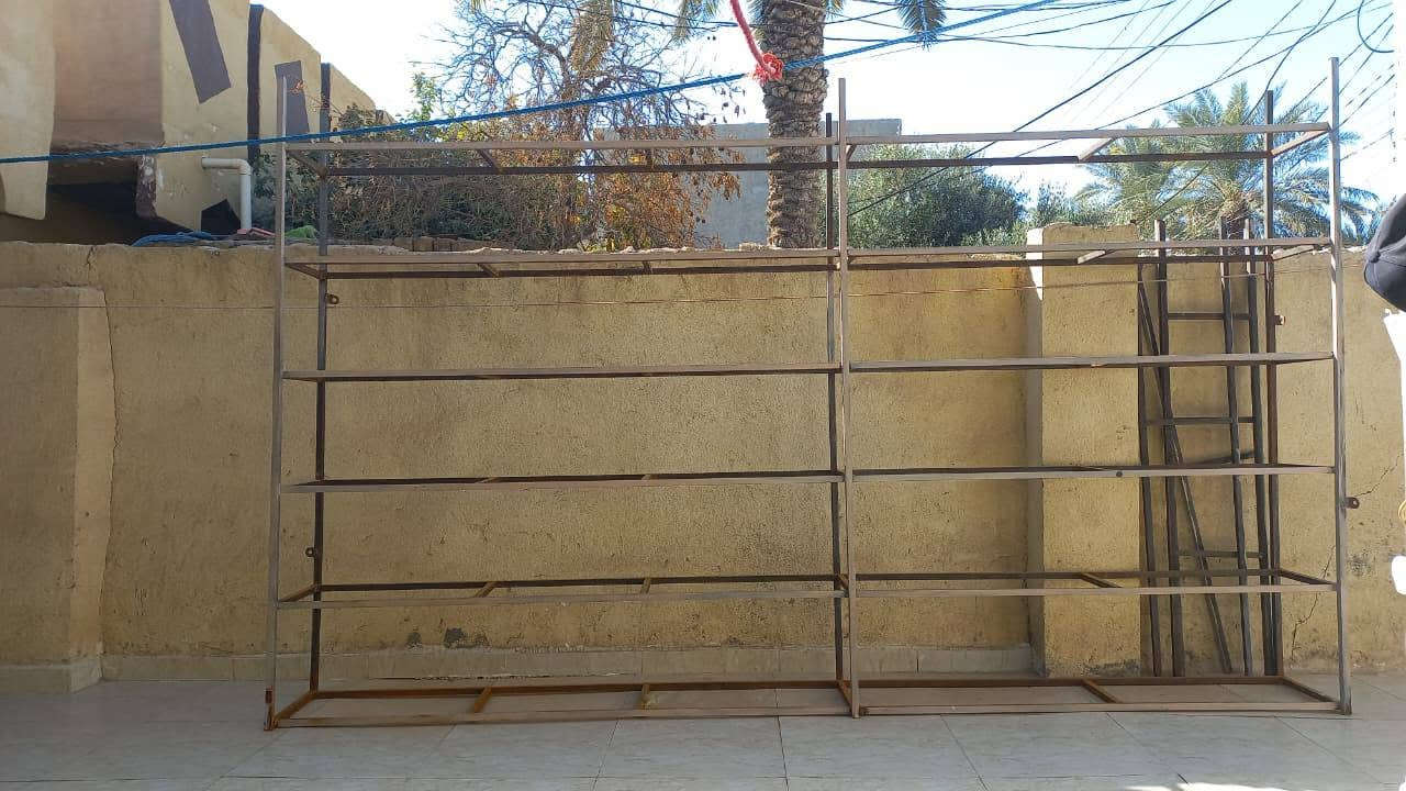الرتفاع مترين ونص
العرض 4
الخانه طول بعرض 30 
سعره50 للشراي 
مكلف بنشر هاذه رقمه تصل وستفسر منه 
***********
