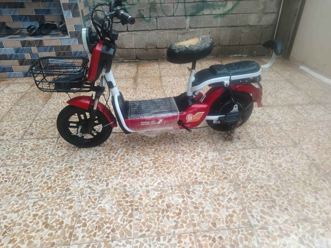 السلام عليكم ماطور شحن اربع نمر شغله باتريات شرد اشاير لايتات شغاله حي الشيماء ***********
