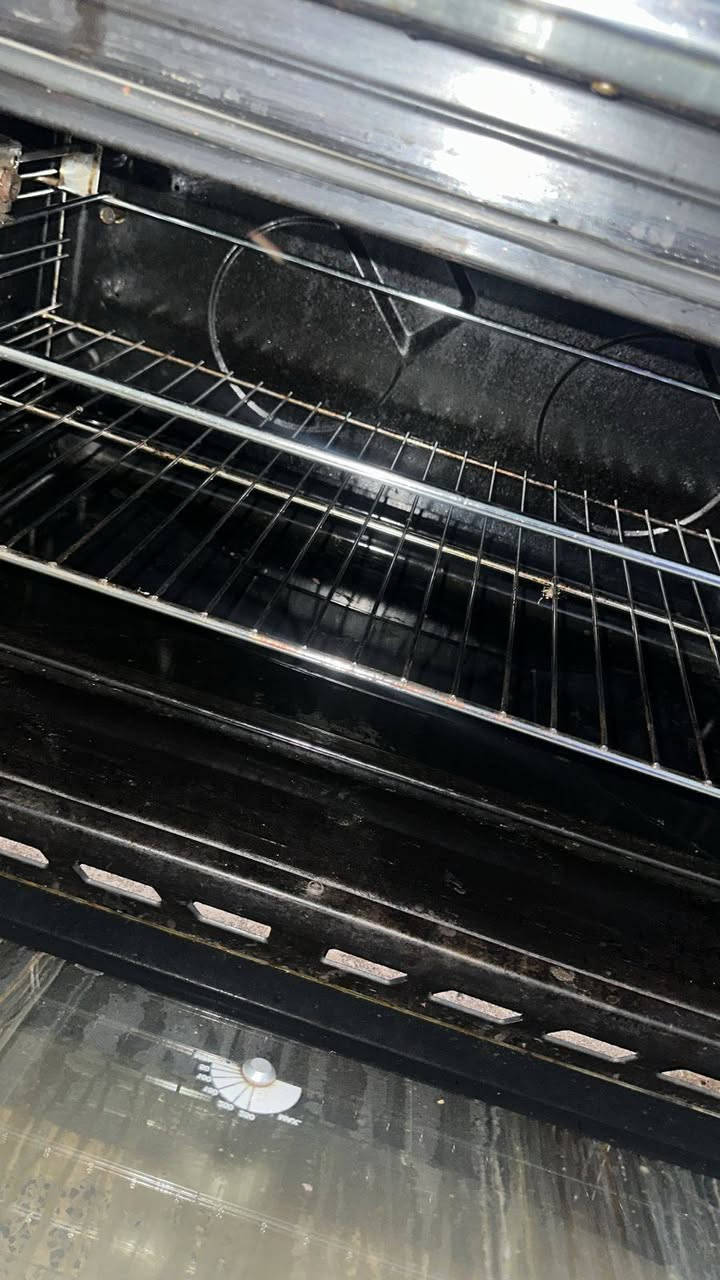 السلام عليكم طباخ للبيع ايطالي نضيف خمس عيون شغال الفرن نضيف وشغال


**إذا كنت صاحب هذا الإعلان وتريد حذفه لأي سبب، رجاءا أرسل رسالة إلى الدعم الفني**