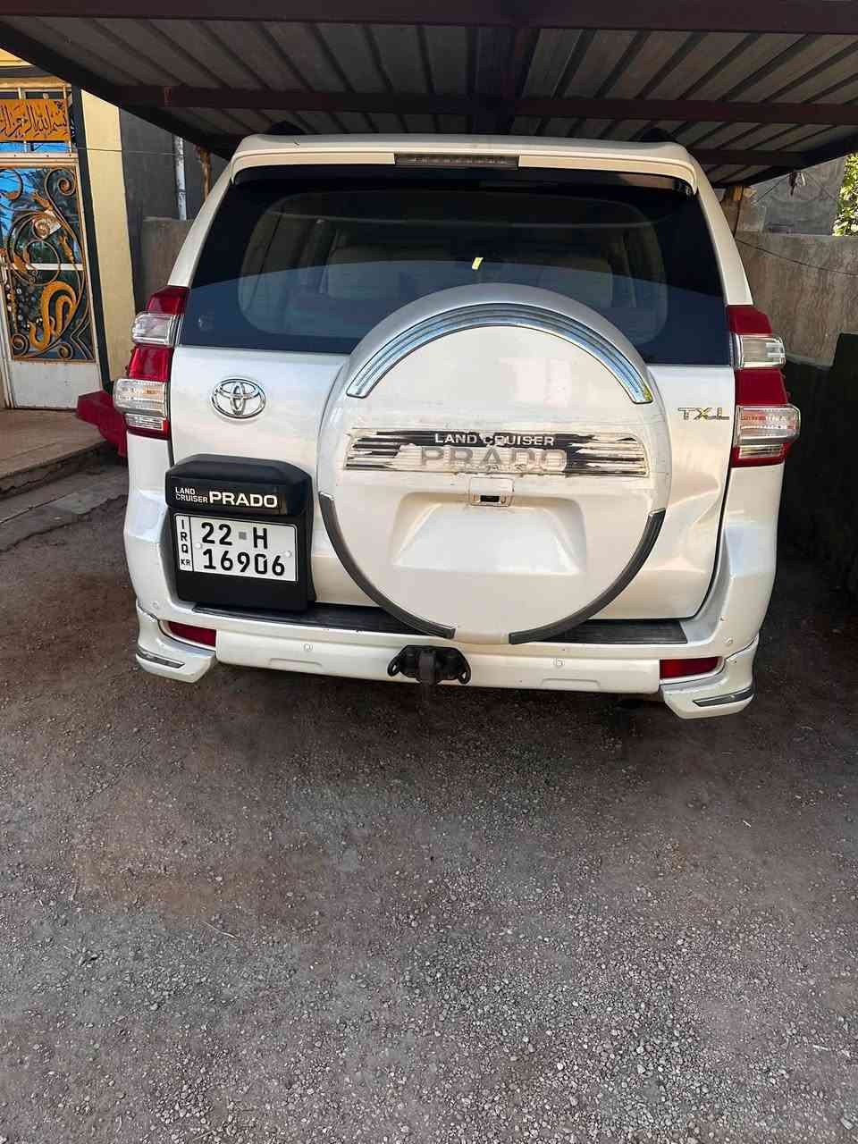 السلام عليكم 

برادو للبيع 

موديل 11 
6 سلندر
فوووول مواصفات 
فتحة
بصمة
حساسات
دبل تانكي
الخ
فئة TxL
رقمها اربيل
السنوية بأسمي

المكان: نجف/مشخاب

السعر 
220
يعني شدتين وعشرين ورقة

للتواصل:
***********
موجود واتس اب واتصال
