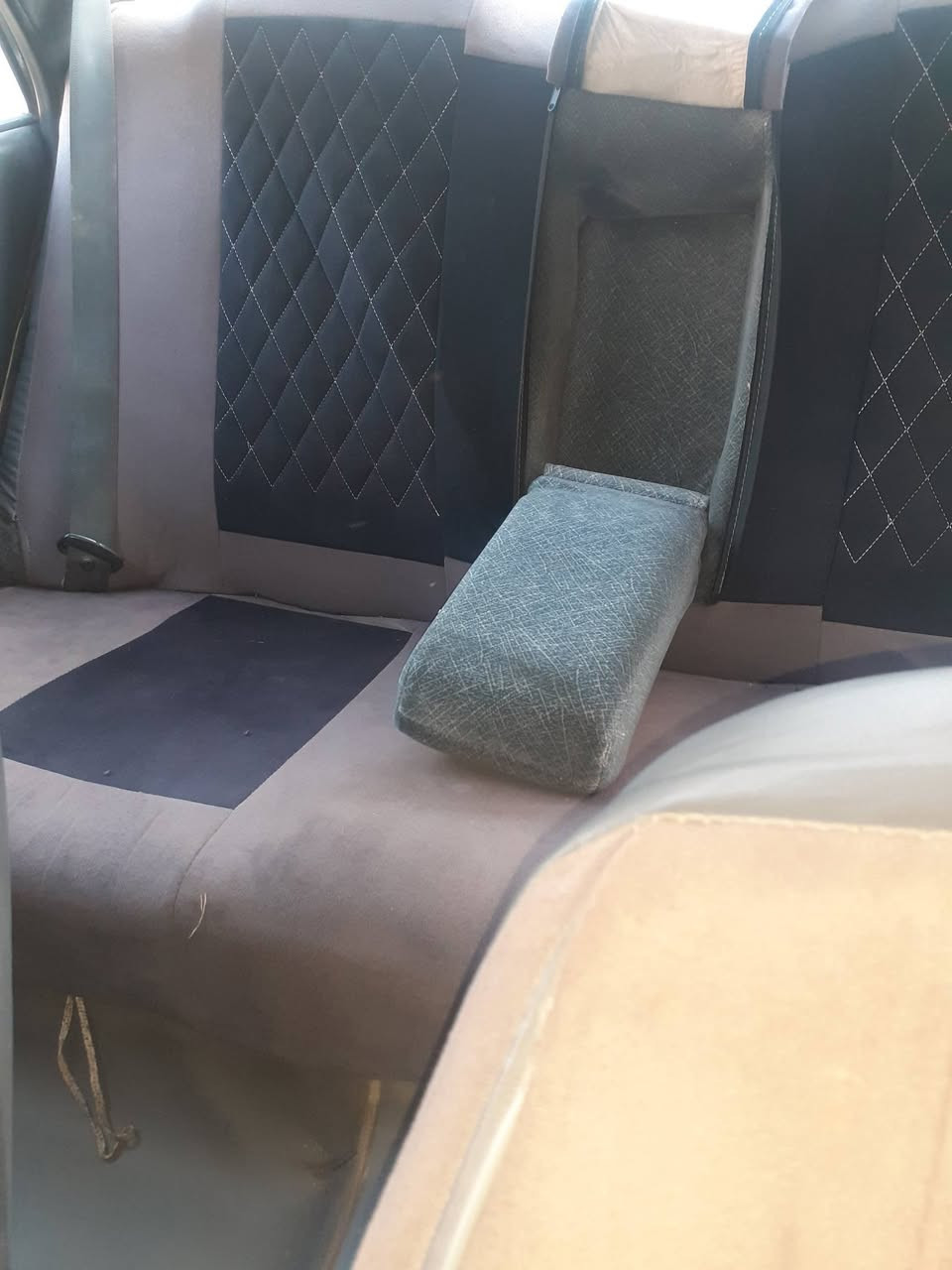 سوناتا موديل ٩٥ للبيع رقم بغدادصبع بدون ضربه كيرعادي تيريدشغال كيجات شغاله جام شغال سياره بدون نواقص مكينه وكيرخيرمن الله السعر  ٤٠ وبيهامجال قليل حك الجيه مكاني بابل الاتصال عل رقم ***********
