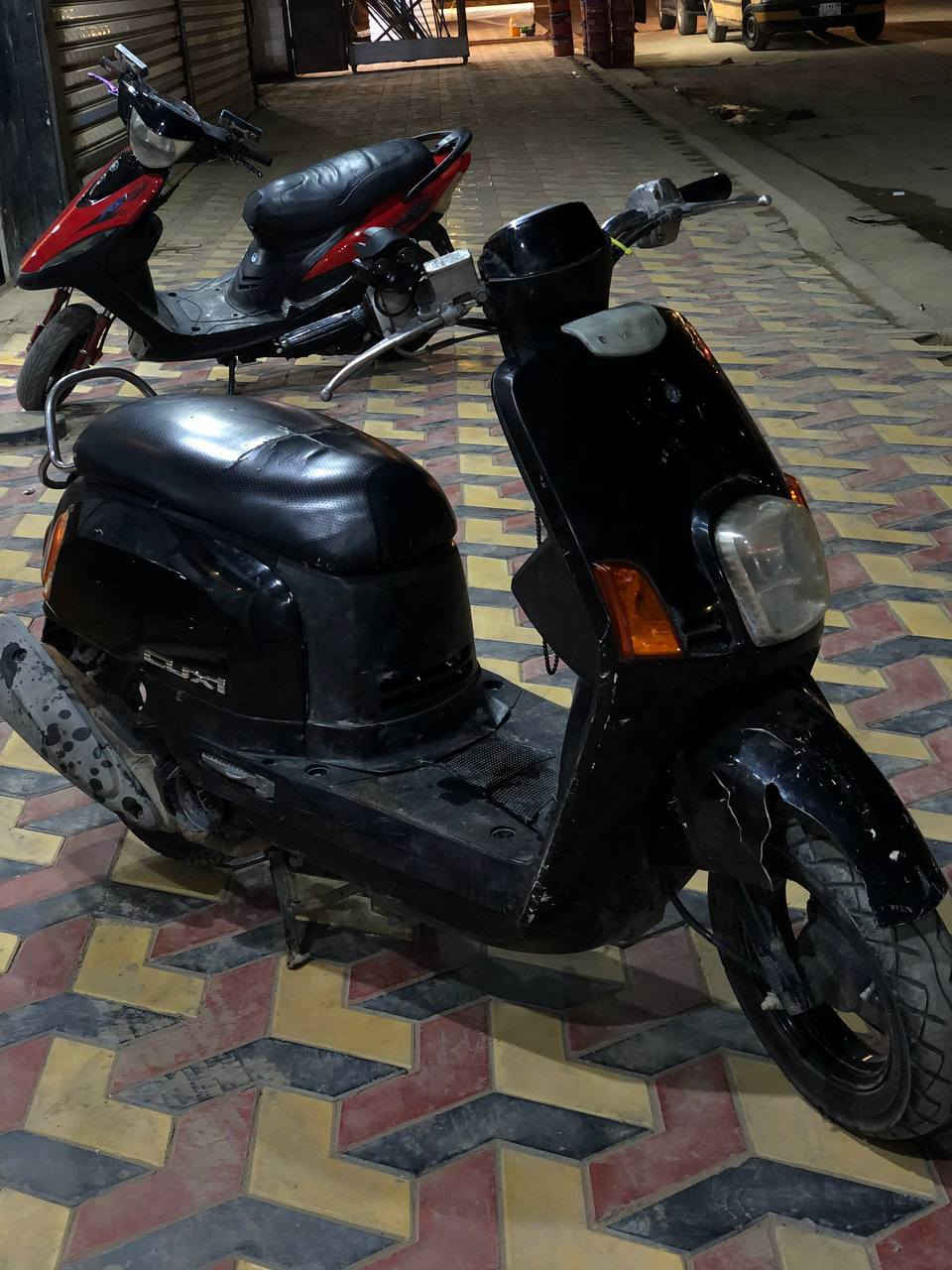 ماكس بوليسي نضيفه 
مكاني حي الجمعيات 
سعر 550 وبيهه مجال 
رقم #***********
