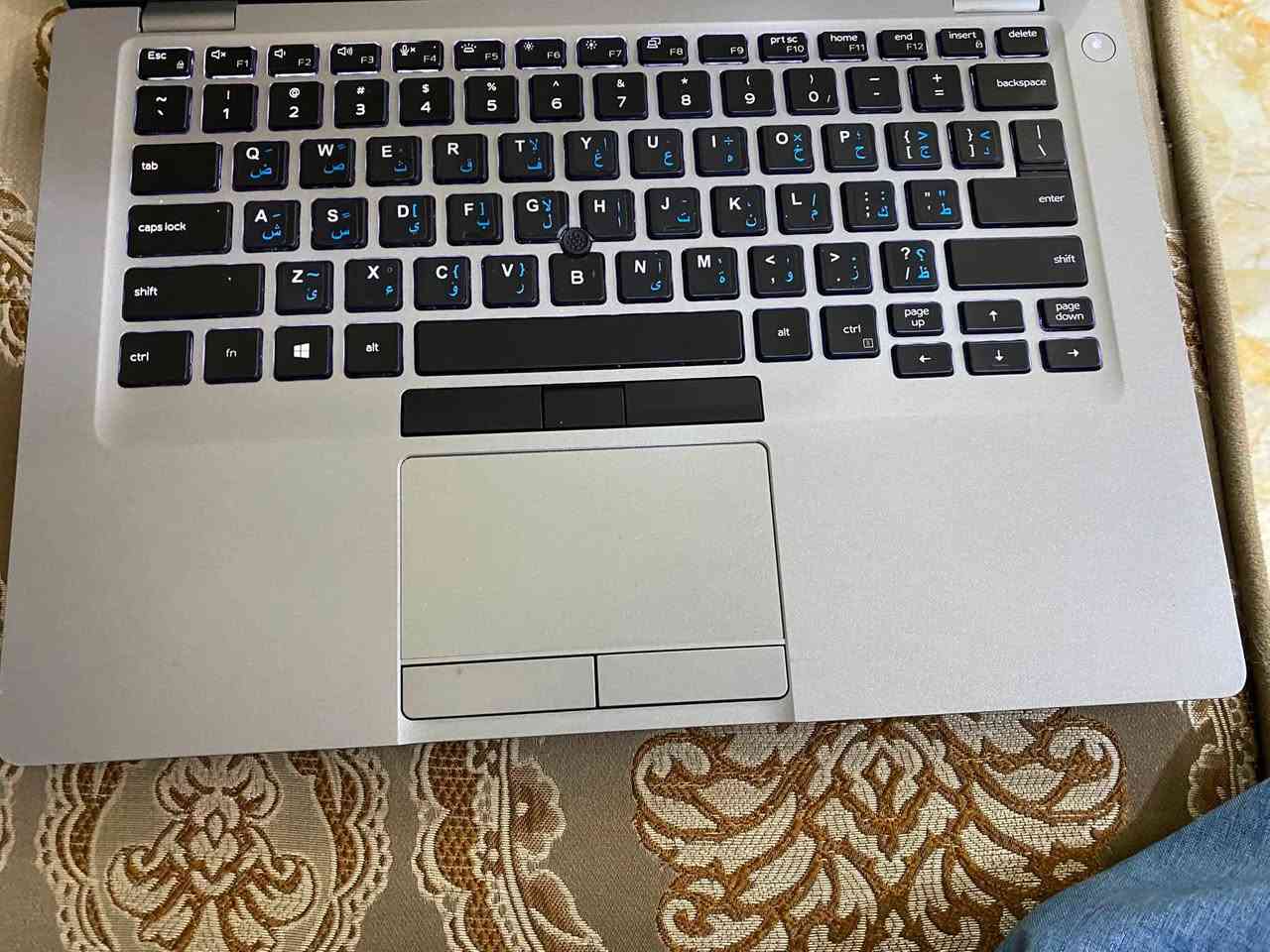 لابتوب DELL
cori5
جيل العاشر 
رام 8 
ذاكر 256 
جهاز نضيف ومرتب يصلح للدراسه ولجميع لاعمال المكتبيه 
للتواصل ***********
***********
