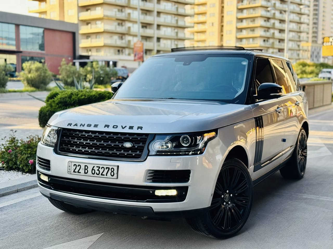 ﷽
‏                                 RANGE ROVER VOGUE 2013 
▫️رانج رؤڤه ر مؤديل 2013 ڤؤگ ئوتو بايوگرافي
🔹مواصفات خليجي وكالة شريكة سردار✅
🔹 فول مواصفات مواصفات بلاك زمان دولي

◻️محريك V8 5.0L تمانية سلندر سوپر جارج مرغوب
🔹گير و محريك بشرط فحص
بدون صوت و بدون صرف بدون خلل
🔹ماشية  109 الف حقيقي

◻️ سيارة مكفولة كفالة عامة بدون صبوغ  
🔹سيارة جديد حيل حيلوة نضيفه 📦

◻️مواصفات فول اوتو بايوگرافي معروفة
🔹{ بصمة - پانوراما - داخل كريمي - رادار -  دوسات كهربا - خمس كاميرا - ثلاجة -  صندوق شفت - باب صحب - كشنات DVD - كشنات تتفيئة و تبريد - كشن مصاج - كشن و ستيرن خزن - ستيرن تتفيئة - بغاغ لايت - مراي شفت - تبريد مركزي - بعد }

◽️اربع تاير ويل جديد ويل بلاك
🔹دبل و جوبليسات كل بشرط
🔹سيارة شرط بدون اى نواقص گير و محرك و حدادي و كاهرباى كلة بشرط
🔹سنوي و رقم و هزة جديد سنوي بأسمي
🔹 نفسي يوم / تحويل و كاله حاظر
🔹 مكان_🌆 سليماني

◽️سعر_ 248 $🔐🔥🔥
◽️موبايل_ ***********
____________________________________
