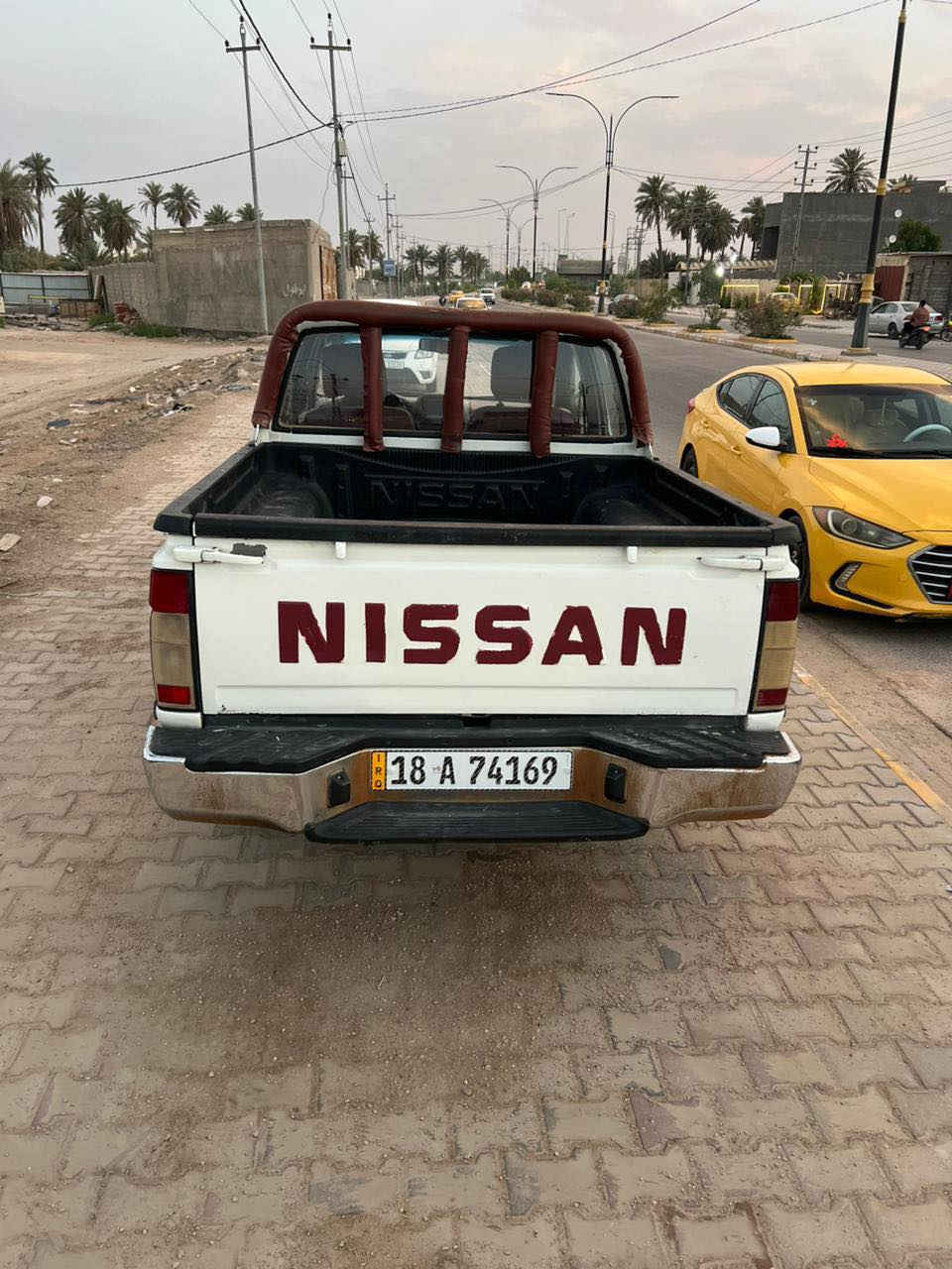 السلام عليكم نسيان ٢٠٠٢كفاله ضربه وتبديل جاهزه سياره مكينه كيرحداديه تخم تايرشرط رقم نگليزي بابل سياره جاهزه من كلشي مكانها رميثه مداور ثاني يوم ***********واتساب ***********
