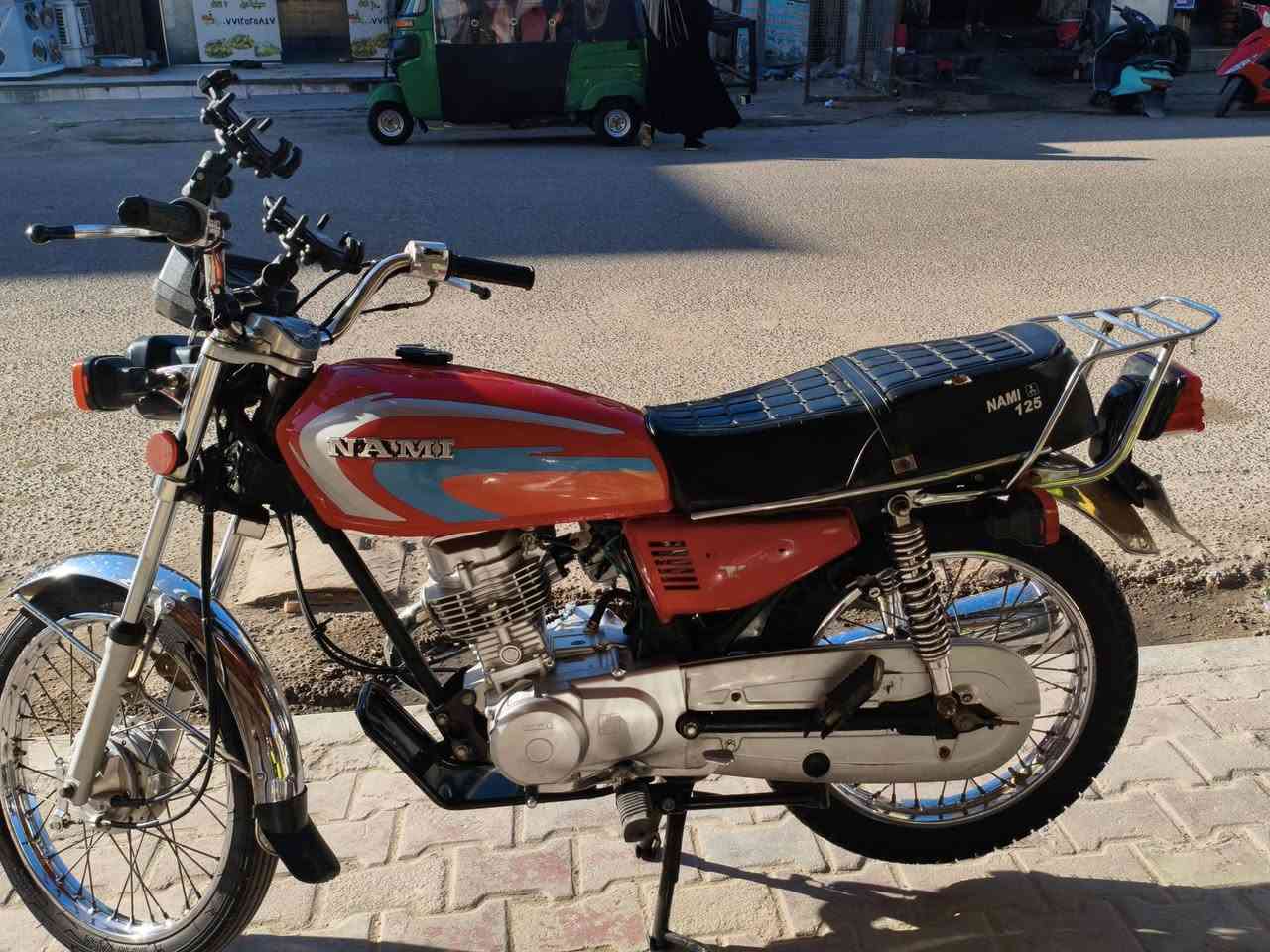 السلام عليكم
دراجة نامه 2021 سيد خلدون
مكينة رابع تبديله دهن 
دراجه كله شغاله و نضيفه 
السعر 1500
***********
