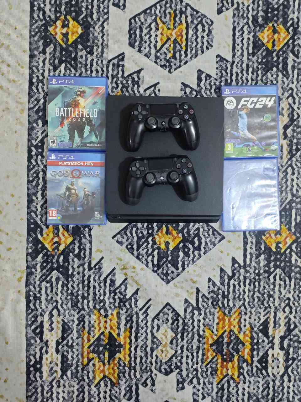 السلام عليكم للبيع بلي ستيشن فور سلم ملحقات كاملة ويا 4 أقراص
Red dead redmtion 2 

Fc 24 

Battlefield 2042 

God of war 4 

ويا يدات ثنين وحدة أصلي والثانية تجارية 
السعر 280 الف وبي مجال


**إذا كنت صاحب هذا الإعلان وتريد حذفه لأي سبب، رجاءا أرسل رسالة إلى الدعم الفني**