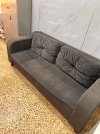 كنب خمس مقاعد • طاولات ايكيا • ساحة ميسلون