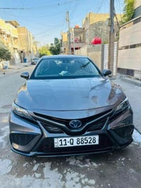 كامري ٢٠٢٤ • هايبرد SE • خشم البنيد