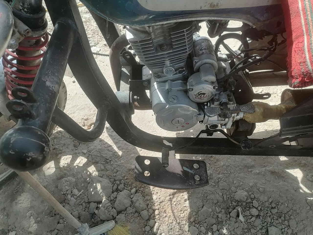 سلام عليكم ستوتة للبيع جمرة فحل 
اوراق اصولية بس ورقة الوكيل ضايعة 
مديل 2017 شاصي مكفول 
كهربائيات شغاله نكرة سلف اكسن مكفول 
تايرات جدد مكاني مشخاب ***********
سعرها قفل مليون بدون عمله
