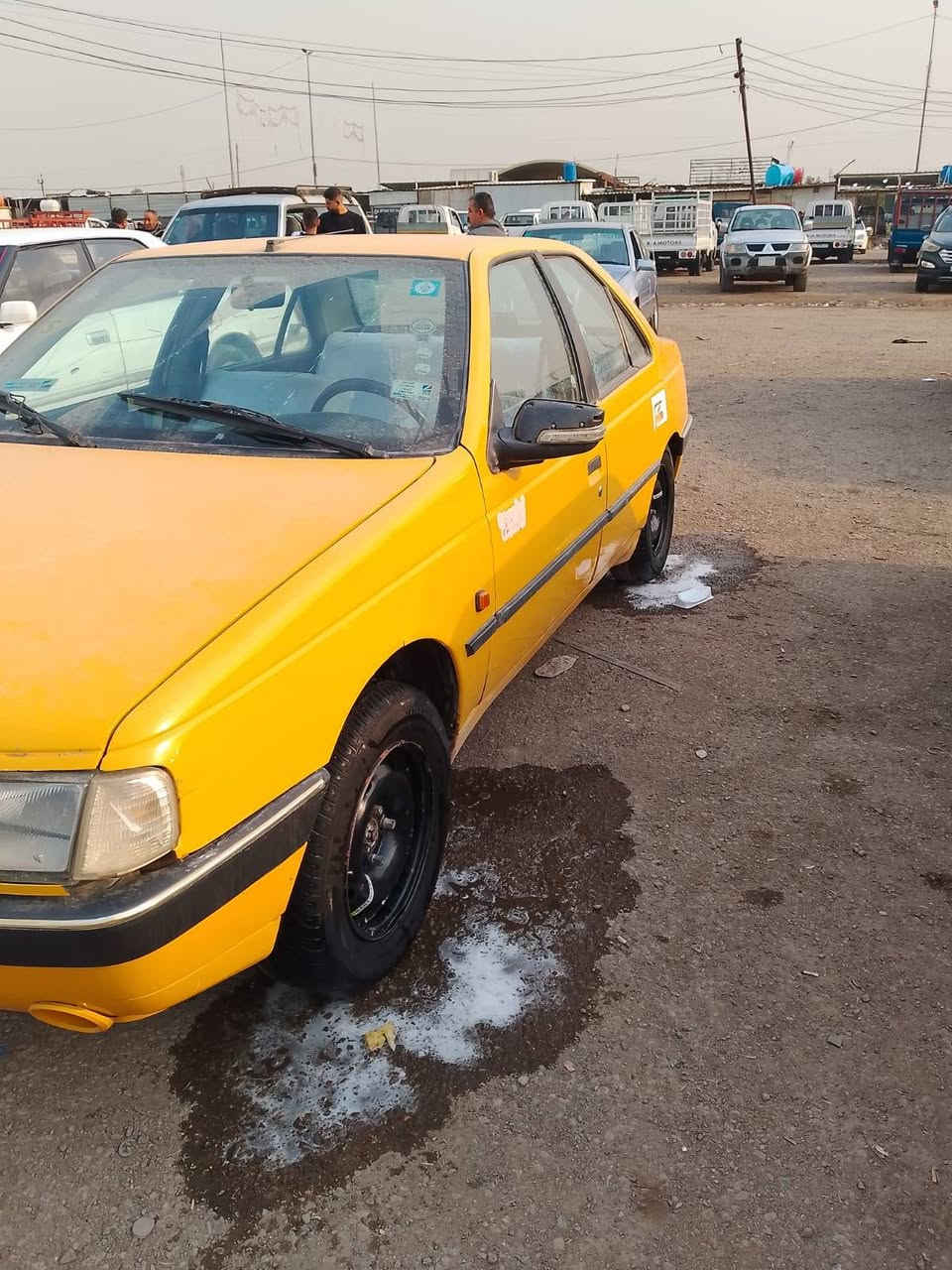 سلام عليكم بيجو جي ال اكس 2010كير ومكينه وصدر وتبريد كلش زين  رقم بغداد شرط التحويل سنويه لل٢٩ سعر ٣٠وبيه مجال ***********
وتس اب او تصال
