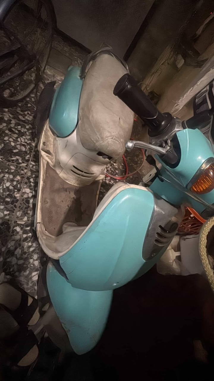 فله للبيع السرعة 140 دراجه نضيفه نكره سلف مكان بغداد حي العامل *********** السعر 300 وبيه مجال
