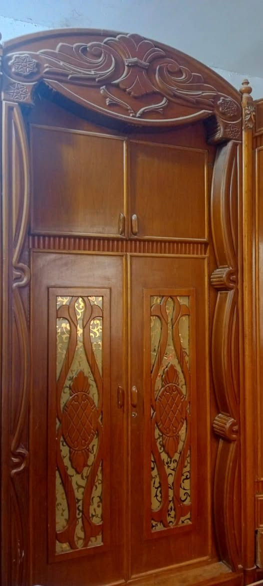 غرفه نوم للبيع اخت الجديده 
تسكام ثقيل فقط يحتاج تلميع 
ترجع جديد نفس صوره 
عنوان السدة الهندية شارع موبايلات 
***********
