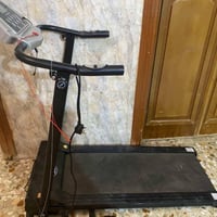جهاز جري • شغال • عليه تراب