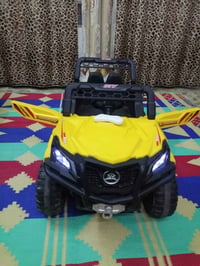 سيارة مال اطفال ع شحن للبيع سيارة جديدة السعر 125 وبيها مجال 078922208...