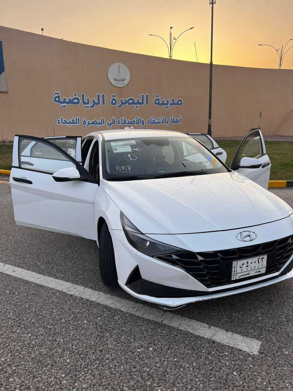 سلام عليكم الانتره افانتي موديل ٢١ فول عده الفتحه كفاله عامه عده طخه موضحه بصوره زغيره حيل  السياره  معوقين بغداد بعد سنه تصير حره كامله مكمله مكينه ١٦٠٠ دبل نوزل بكاني بصره حي جامعه قرب مستشفى الطفل وهاذا رقمي ***********
