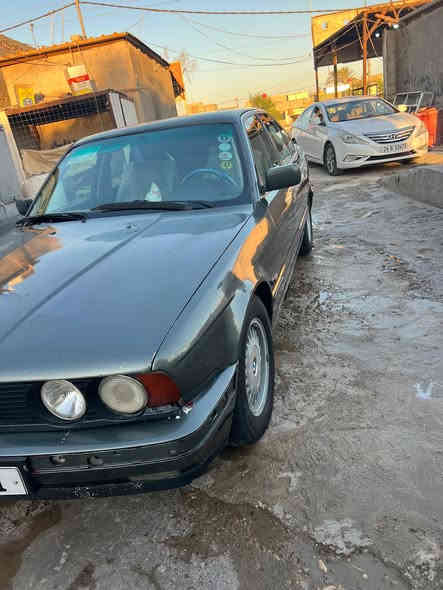 سلام عليكمBMW موديل ١٩٩٩ مكينه وكير وحدادي جاهزه مصبوغه الجمالية ستفسار تصال عل رقم ***********
