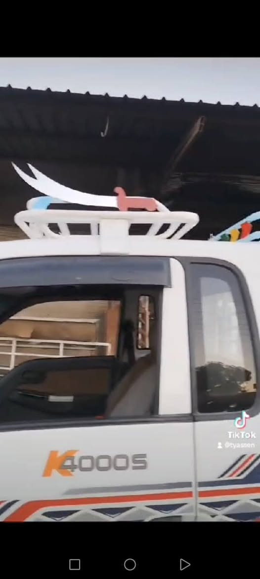 سلام عليكم غراض تصفيه مال محل شغل درجه اولى  قيم واخذ دعاميه خلفيه ودرع تانكي وسيبايه تفصال  فحل ونثيه ***********
