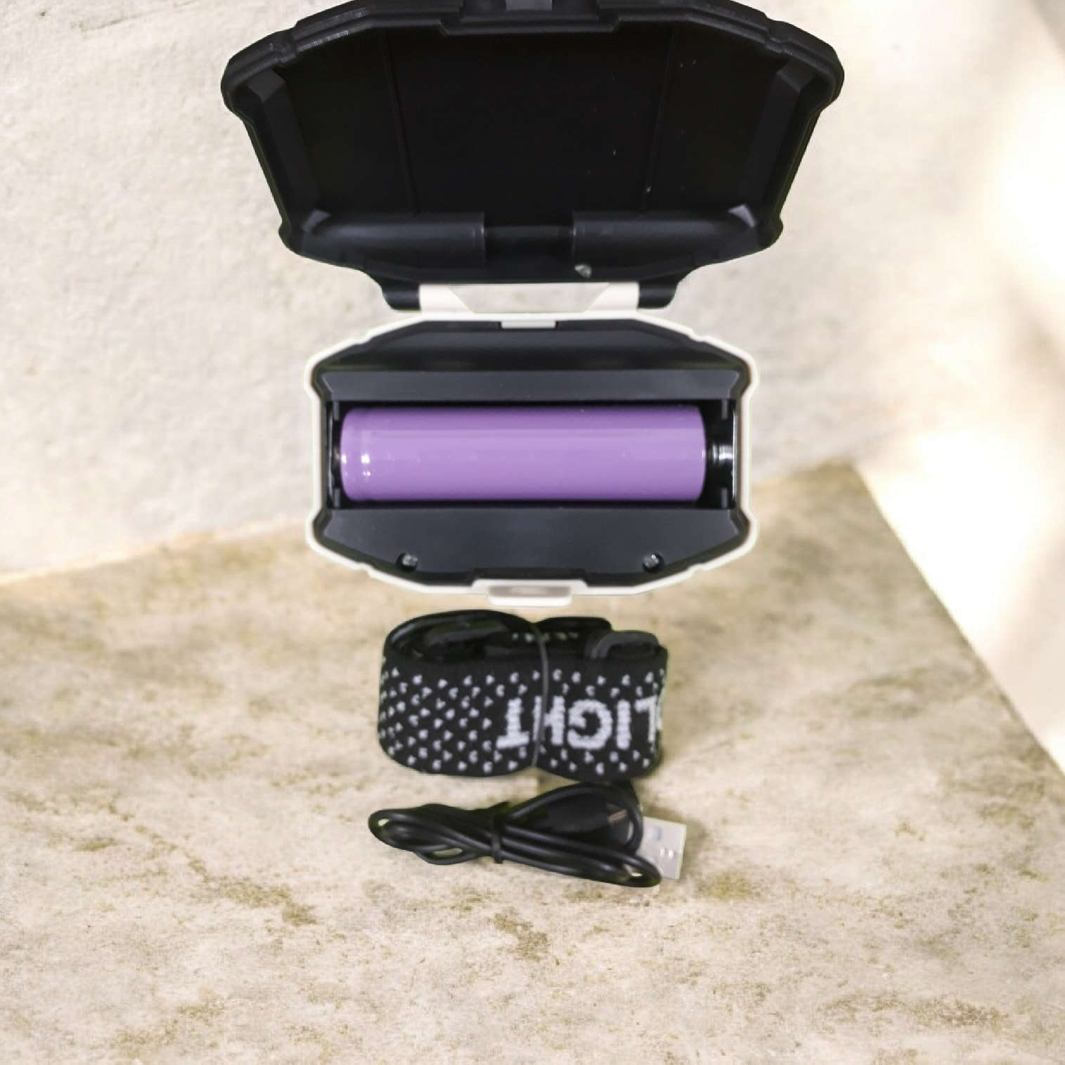 وصول الايتمات التالية 
مواد كهربائية ومصابيح شحن طاقة شمسية 
للحجز 
واتساب //  
             ***********
