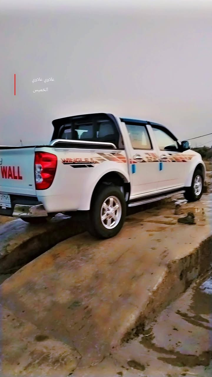 سلام عليكم بيكم كريت موديل 2024 رقم واسط ماشيه 50 الف مكفوله كفاله عامه من كلشي السياره بسمي مداور ثاني يوم مكان ذيقار قضاء الفجر السعر 142 وبيه مجال اتصال ***********
