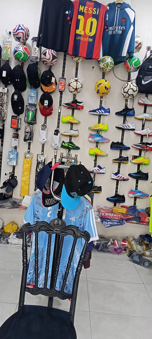 سلام وعليكم محل ملابس رياضيه جاهز للبيع رزق خير من الله سعر جدن جدن مناسب 🤍
سبب ترك المحل (عدم تواجد) عنوان المحل بصره جزيره الريان تواصل ***********
@إشارة
