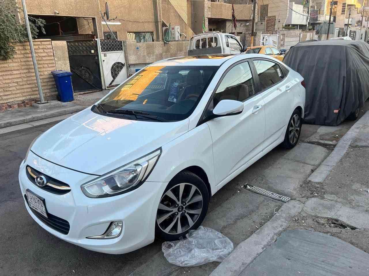 هونداي اكسنت 2016 رقم بغداد تفاصيل موجوده بالصور وموجود صورة السونر السعر 11000$ مابيها اي نقص السيارة جاهزه حجم المحرك 1600
للتواصل *********** موجود واتساب بغداد, العراق
