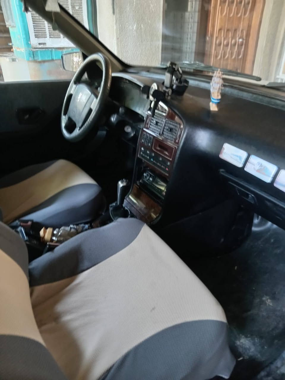 السلام عليكم بيجو باص فرنسي موديل 2004 مصبوغه عام نقص السياره باور وتبريد السعر 30 ورقه وييها مجال العنوان بغداد الجديدة قرب حسينية الزهراء رقم الهاتف ***********.. موجود إتصال وات ساب فيس
