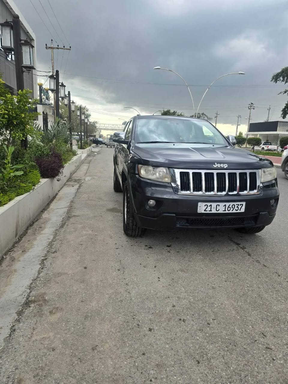 جيب لاريدوا موديل 2011 رقم سليمانيه باسمي كير ومحرك بشرط السيارة بيها جاملغ سكن تبديل والسقف مصبوغ لان جانت جارده بدون قطرة معجون وبدون حادث 
السعر 138 ورقة وبيها مجال قليل 
العنوان كركوك روناكي 
للاستفسار 
*********** كركوك, العراق
