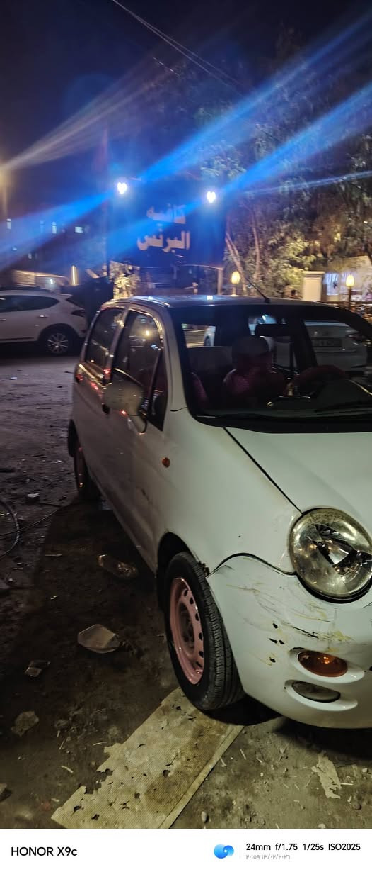 لبيع كيو كيو
مديل ٢٠١٣ مثل ما موضح بالصوره كير ومكينه جدد
رايده 24 وبيه مجال ***********
