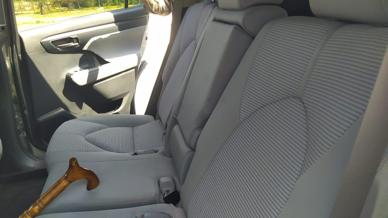 تويوتا هايلندر 2024  هايبو د سلفري مكينه 2500 تيربو تبديل جاملغ ايمن الشواصي والغود مكفوله الايرباكات سليمه الضرر كما موضح في الصور 
ماشيه 16500 
مرقمه بغداد
ترقم عله الدوله مجاني الترقيم اي محافظه 
الاتصال على ابو ايمن ***********
