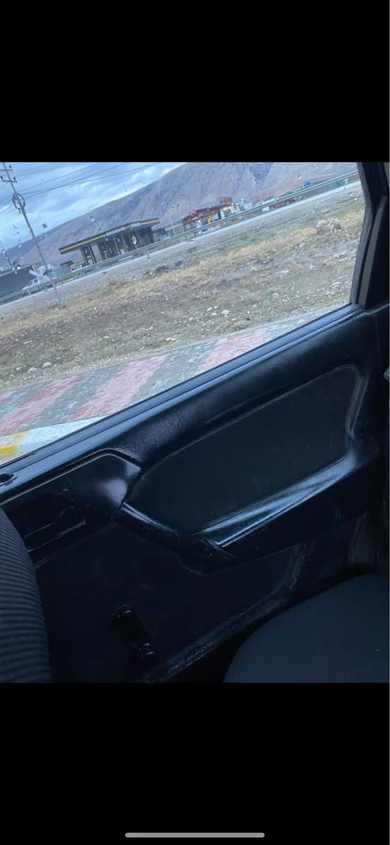 مۆدیل ١٩٩٢ ئارم پلاستیک سلیمانی گیر مەکینە بە شەرت کارەبای هەمو مەزبوتە لە شقلاوەیە بی تەقە رەقەیە سعر تەنها ١٢ ورقە  پاوەرە لیدران قورس نیە شقلاوة, أربيل


**إذا كنت صاحب هذا الإعلان وتريد حذفه لأي سبب، رجاءا أرسل رسالة إلى الدعم الفني**