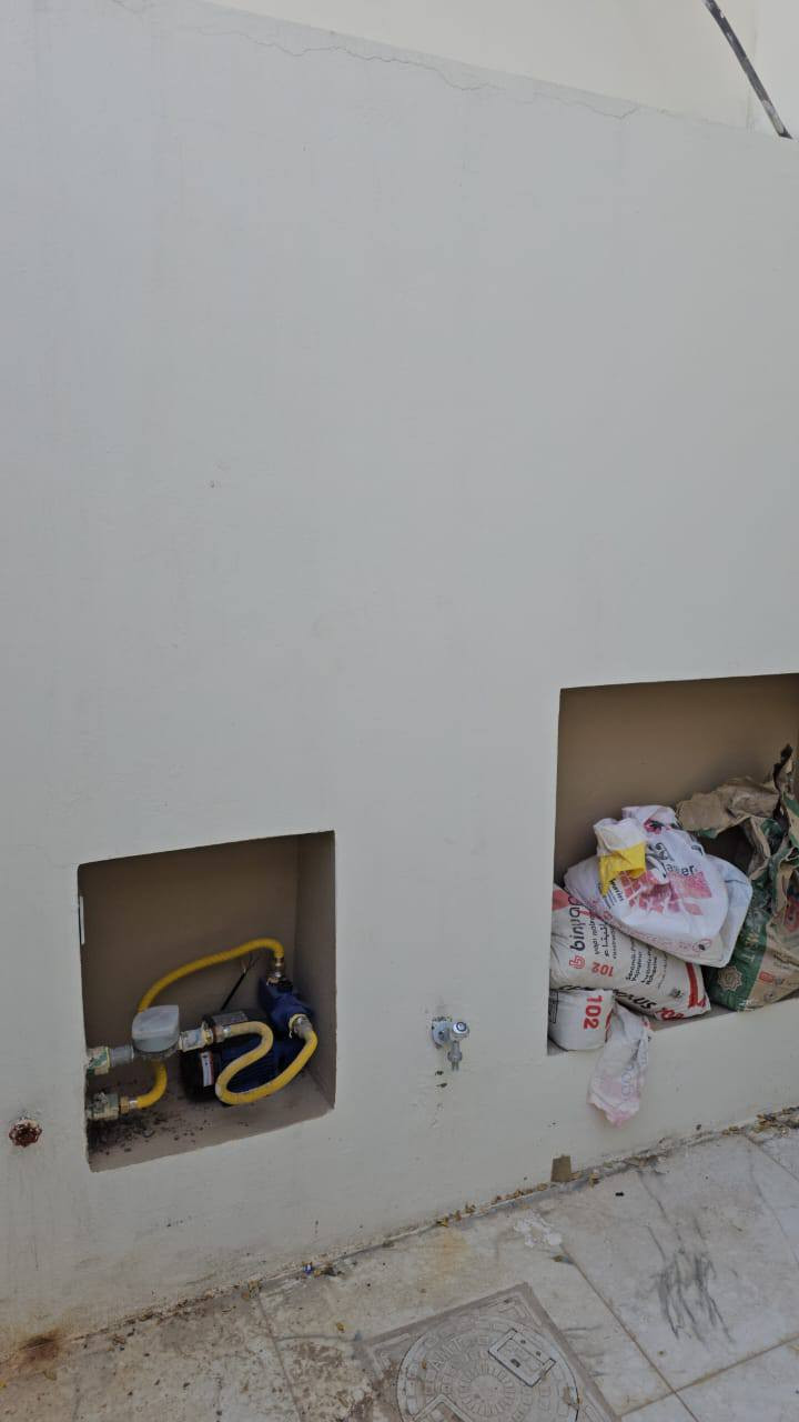 بيت للرهن السعر 25مليون 
100 متر 
الموقع 📌 نجف حي النداء
شارع المكاتب قرب مدرسة بلادي 
خدمات كامله..
يحتوي على غرفة وصالة ومطبخ واستقبال وصحيات داخلية وخارجية.. 
تانكي سخان خط مولده وماطور مي
ستفسار ***********
