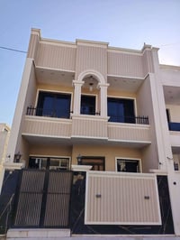 بيت 100للبيع بناء 2025  واجهه 6وربع نزال 16 البيت طابقين 3غرف نوم الطا...