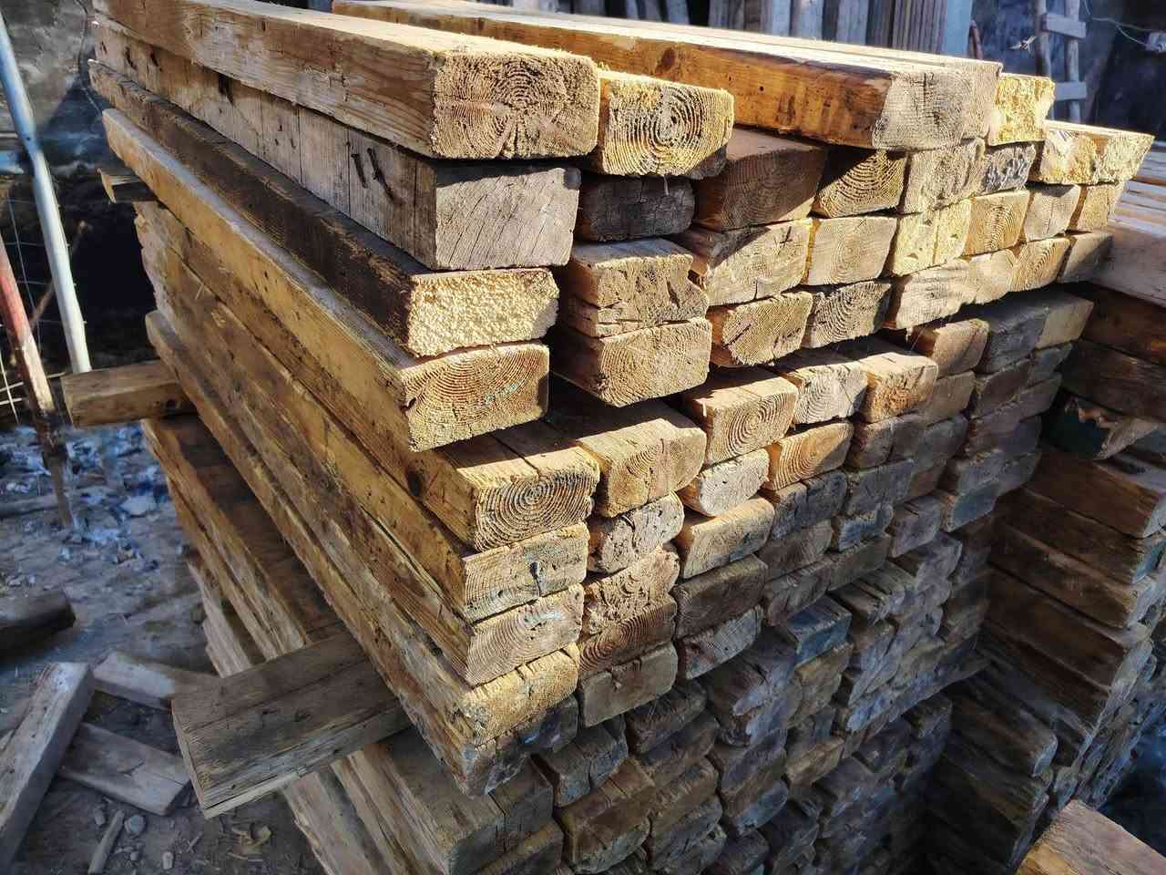 سير 4م+3م+سير متر 3*3+2*4 لوح مقاصير للبيع نضيف وتارس، بيع. مكاعب مكاني الحله المركز ***********
