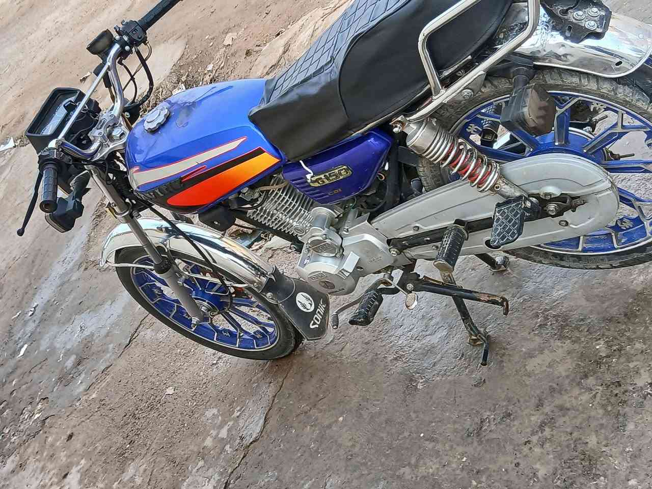 السلام عليكم
دراجه سيفان موديل ٢٠٢٤
مكفوله خير من الله محرك مكفول كهربائيات شغاله
مكاني ديالى  ( الحديد )
***********
السعر ٥٧٥ 
والموشراي لايعلق .
