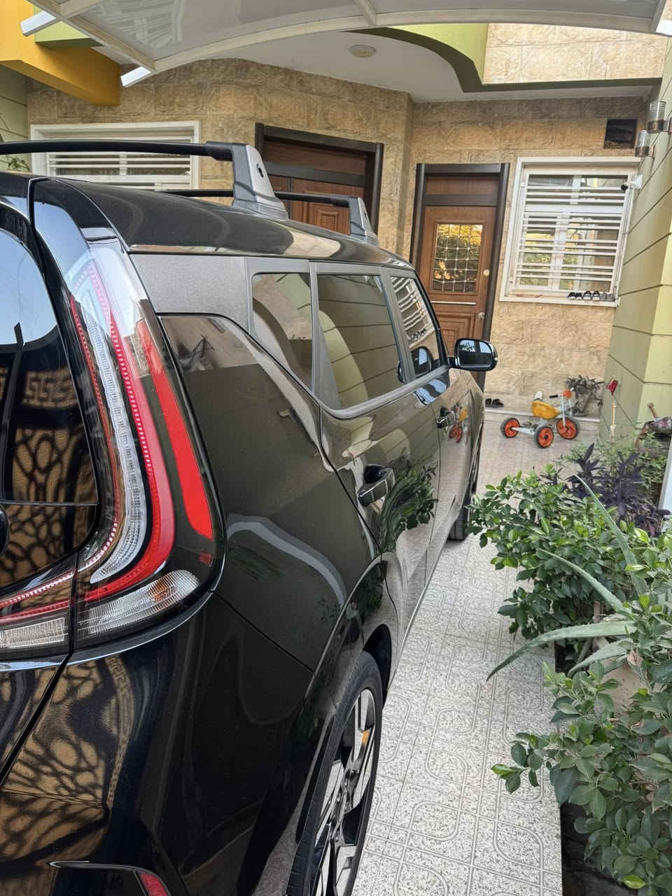 السلام عليكم
كيا صول جيتي لاين اعلى فئة بدون رقم  موديل 2025 

- السيارة ايرباكاتها سليمة ماشية (5)الف ميل

- السياره مكفوله كفاله عامه بيه صبغ مقدار أربعة اصابع بخشم البنيد فقط

-فتحة + بصمه +هاند بربك بصمه

-رادار امامي + رادار خلفي

-رادارت جوانب

-تشغيل عن بعد

-لايتات زنون +لد امامي + لد خلفي

-ستيرن جلد حرف D

-تدفئة كشنات 

-تدفئة استيرن 

-مكينه 2000 دوش المرغوب

-كشن السايق كهربائي 

-وختم Soul 

-لدات داخلية وبالسماعات 7 الوان 

-ويل oكب كروم 

-بك لايت لد

-اشاير بالمري 

-شحن لاسلكي 

-سستم صوت  

-شاشه كبيرة

 -كامره  حساس 

-انظمة قيادة (SPORT,NORMAL )

السعر: (158$ ) وبيها مجال بسيط

مكان السيارة ديالى : بعقوبه الجديدة

للاستفسار اكثر الاتصال على :***********

غير متواجد على الفيس
