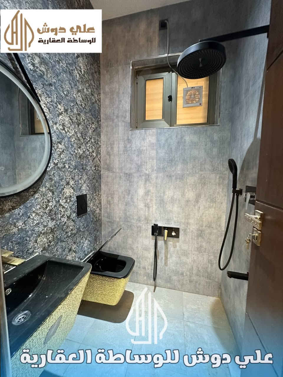 #جديد_علي_دوش_للوساطة_العقارية_وتنفيذ_الدور_الحديثة

#للبيع_عقار_مميز_وحديث_بناء_مودرن_الواقع_في_النجف_

#حي_الغدير_المساحة_٣٠٠_متر_الواجهة_١٠_متر_والنزال_٣٠
_____________________________________

#الطابق_الاول_يحتوي_على:

١-الغرفة_ماستر_روم_+ غرفة الأطفال 

-٢ الصالة دبل فاليوم مطلة على حديقة والشلال 

٣-الاستقبال + الصحيات الخاصة فيه 

-٤ المطبخ _ حار - بارد + الجلسة ( ميز الطعام ) 

-٥ الصحيات + المنزع + مكان الغسالة - فول اتماتيك 

_٦ الحديقة الخارجية + شلال مطل على الحديقة 

-٧ الكراج الخاص بالسيارة 

-٨ المصعد بالطابق الاول 

-٩الحديقة + شلال مطل على الغرفة + الصالة 
______________________________________

# يحتوي الطابق الثاني على : 

-١ عدد الغرف ( ٣) ثلاثة وكل غرفة ماستر روم + غرف الأطفال 

-٢ الصالة + الصحيات + مكان المنزع + مكان الغسالة الفول

_٣ الغرف تحتوي على بلكونات مطلعة على الحديقة من الطابق 

- الثاني - 

————————————————

#يحتوي_الطابق الثالث على : 

-١ عدد الغرف ( ٢) اثنان 

-٢ المطبخ - 

-٣ الصحيات - غربي شرقي 
_________________________________

✍️العقار بناء جناي وحديث من حيث الموديل والمواصفات 

🏬البناء هندسي ومميز جدا 

__________________________________

☎️للأستفسار يرجى الاتصال على الأرقام التالية ☎️

☎️***********☎️***********☎️

✍️أو مراجعة المكتب الكائن سايدين جامعة سلام مجاور شركة الحافظ 

#علي_دوش_للوساطة_العقارية_وتنفيذ_الدور_الحديثة
#عقاراتي
#العراق
#مشاهدات
#لايك
#دعوة
#نجف
#عقار
#لايكات
#ترند
#انستقرام
#فيسبوك
#النجف
#بغداد
