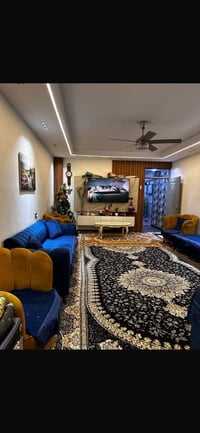 ➖ دار نظيف جدا  للبيع في شارع فلسطين ا :-   ▪️المساحة : 150 م الواجهه ...