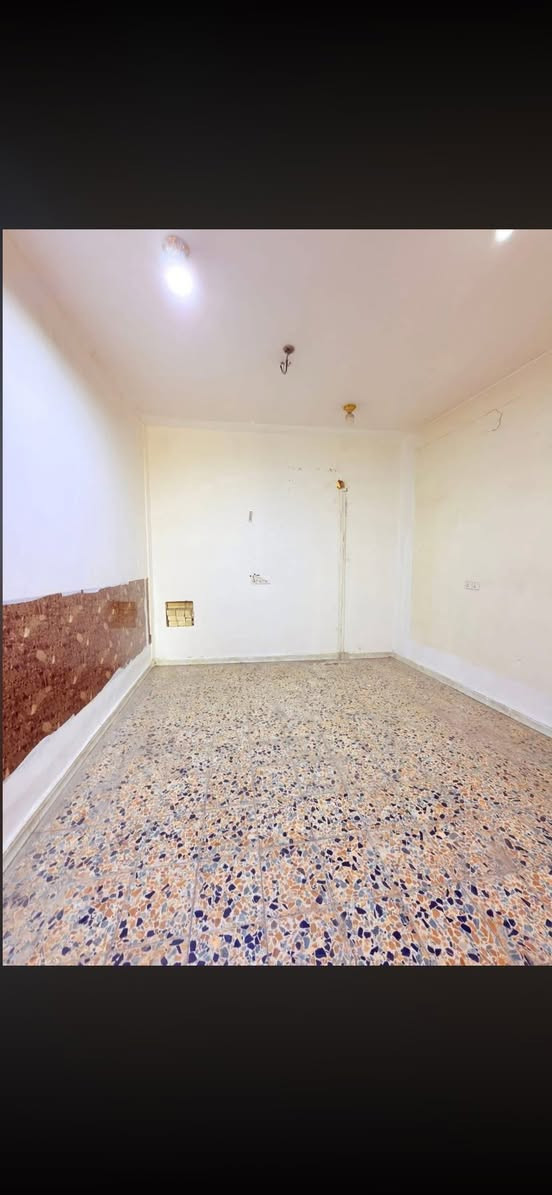 🏠 مشتمل للإيجار 🏠

📍 الموقع: الحلة – حي الحسين

🔹 المساحة: 100 متر
🔹 يتكون من:
• غرفتي نوم
• كلدور
• مطبخ
• مجمع صحي

📞 للاستفسار ومزيد من التفاصيل، مراجعة مكتب سجاد سامي للاستثمار العقاري
📍 الحلة – حي الحسين – مجاور حلويات لبنان

📱 أرقام الاتصال:
☎️ ***********
☎️ 
✨ (نخدمكم بثقة وخبرة) ✨
