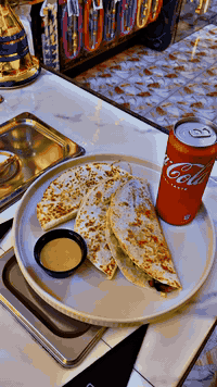 منيو مطعم لابوبو الجديد المطعم مفتوح 12 ساعه من 2ضهر لل 2 بليل نضام ال...