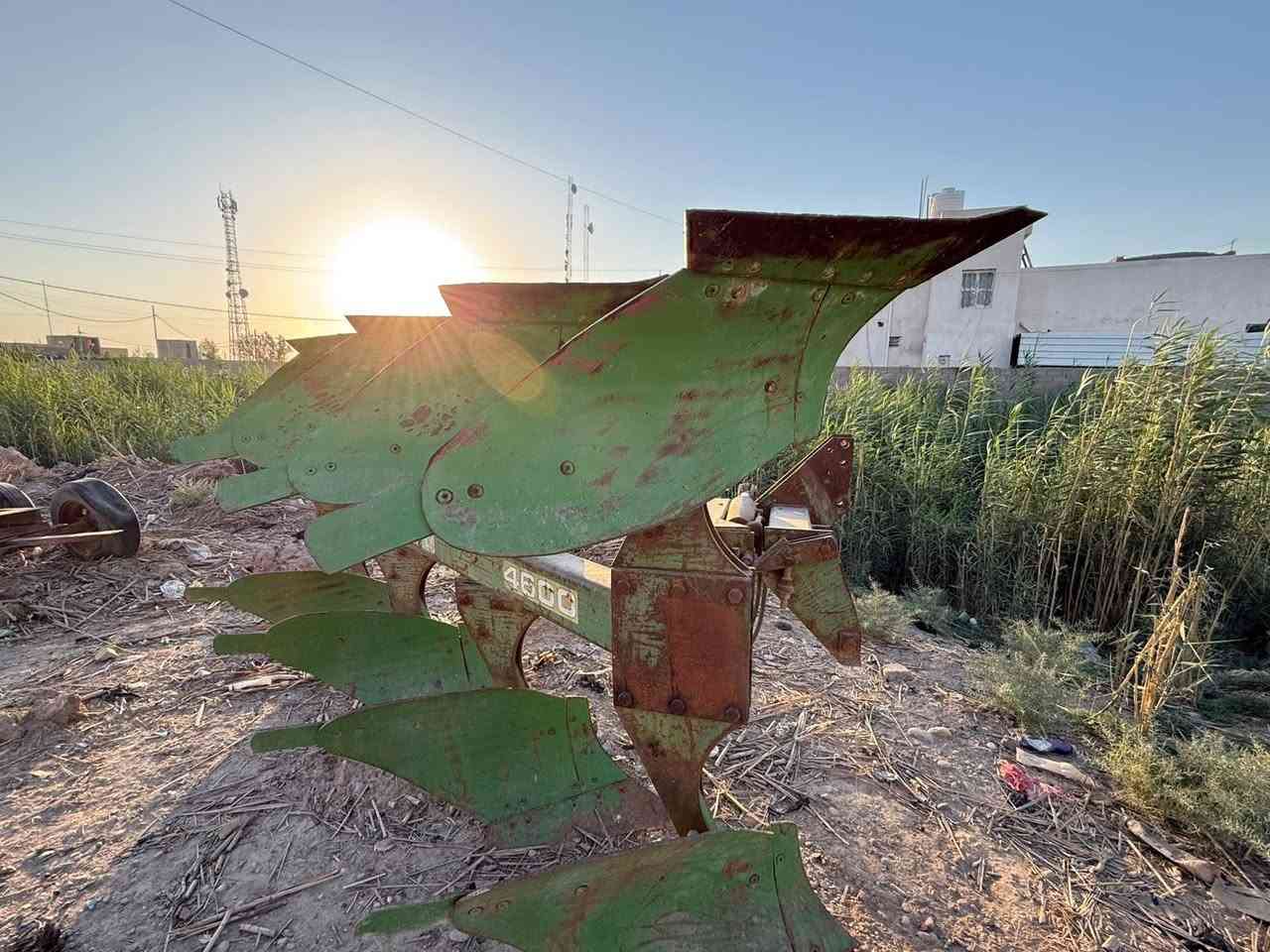 للبيع فدان قلاب جوندير جاهز ملاحظة المكينه ماتدخل بل المسار عند الكراب ***********
