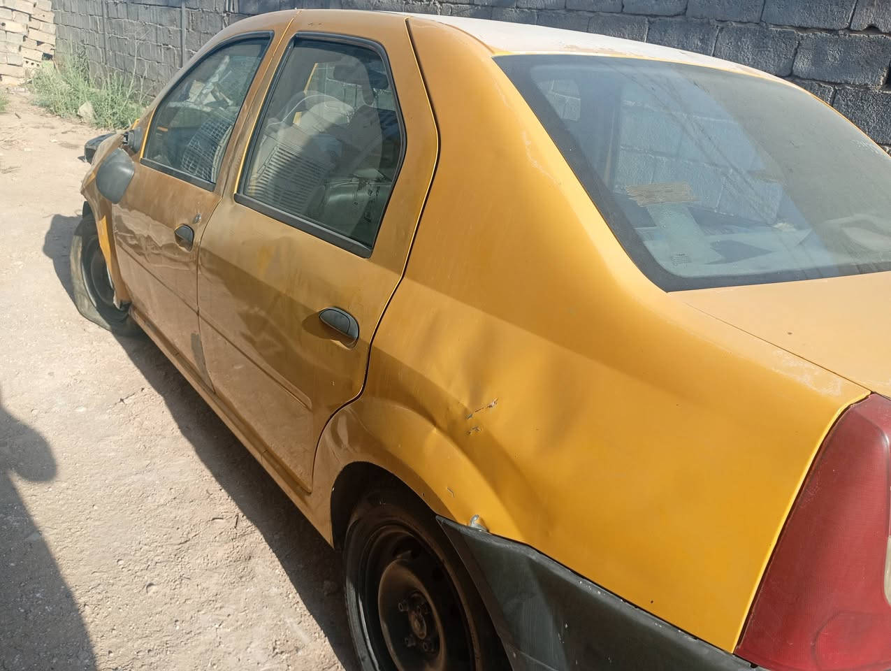 رينو لوكان ابيع على وضعة مطلوبه مرو. 550 وهيئه 100 السعر 20 والغرامات تنزل من السعر مكان كربلاء رقم ***********
