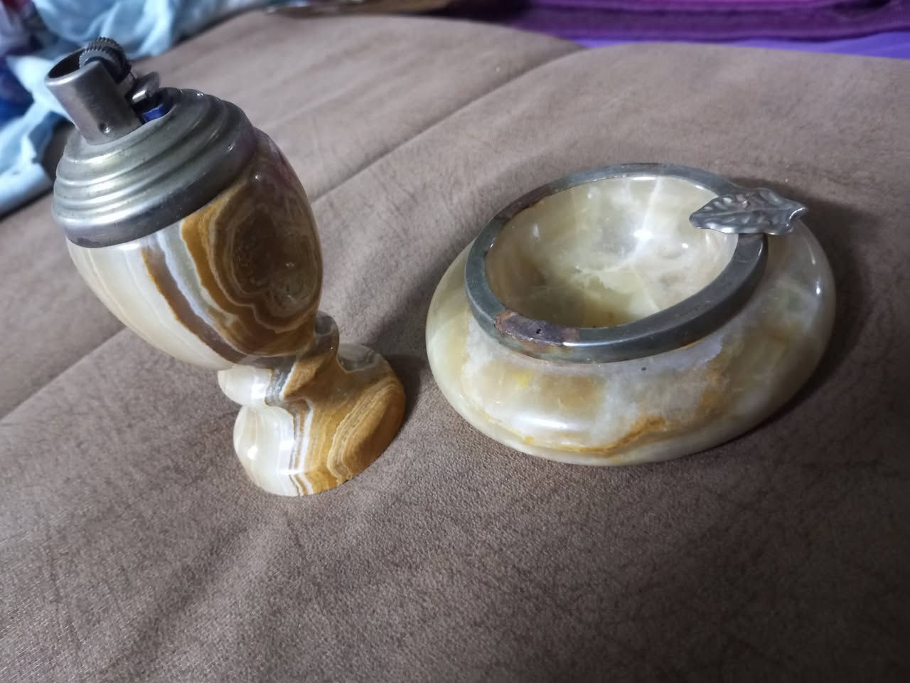 جداحه ونفاضه والدي جايبهن من تركيا بالسبعينات بيع او مراوس بخاتم من القديمات


**إذا كنت صاحب هذا الإعلان وتريد حذفه لأي سبب، رجاءا أرسل رسالة إلى الدعم الفني**