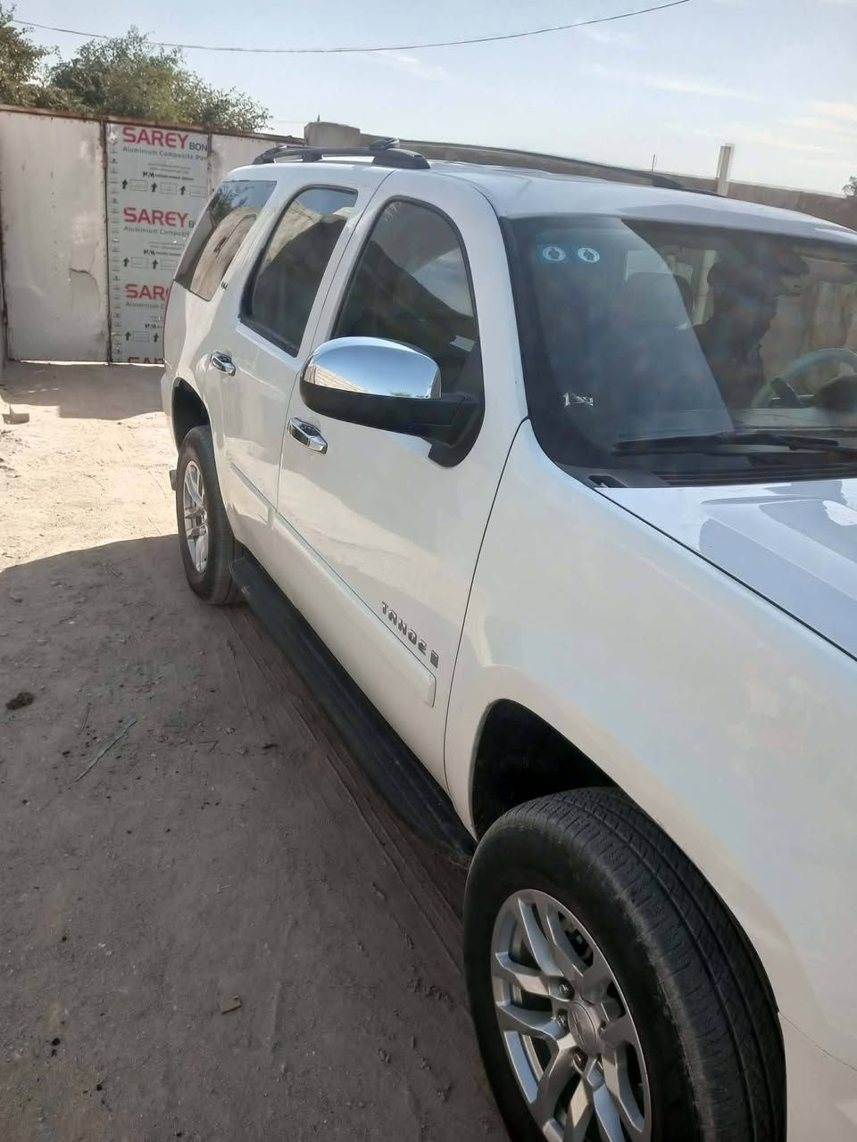 السلام عليكم تاهوابتر2008 رقم بصره الجديدمواصفات LTZاعلى فئه يعني فول مكفول من صبغ وتبديل جديدبمعنى الكلمه فقط بيه بارداباب السايق موضع بالفديوماشي 100 الف كيرمحرك اكسل تخم تايرباتري جديد حداديه كل كفاله مابيهه نقص ابدالعنوان البصره الزبير***********السعر 210 مجال بسيط
