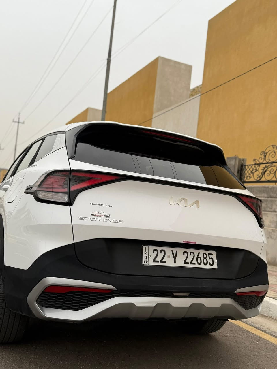 كيا سبورتج EX 2025 وارد أمريكي 
رقم أربيل تحويل مباشر 
عداد المسافه : 14 الف mill
حجم المحرك : 4 سلندر 2500 GDI 
الضرر : تخريبي بدون ايرباك 
ابواب ثنين جهة اليسار صبغ فقط 
المواصفات EX 
بصمة تشغيل وابواب تشغيل عن بعد 
رادار مانع تصادم امامي جانبي خلفي 
حساس خلفي - نقاط عمياء - تحديد مسار 
مقاعد جلد تحكم كهرباء - تدفئه مقاعد
تدفئه ستيرن - سايد بريك كهرباء  
اشاير مري - شاشة دجتل كار بلي 
تبريد قطعتين - لايت زينون + لد نهاري ليلي 
✍🏻 السعر 218 ورقه قابل لتفاوض
*********** مهندس حسين  
كربلاء / حي الحسين 
شركة_المتحدة_لمزادات_السيارات_وقطع_الغيار
