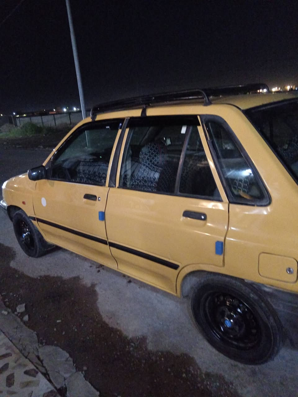 سايبة لبيع موديل ٢٠١٤ رقم بغداد مكفوله عام السعر ٣٧ وبيهة مجال رقم الهاتف *********** العنوان ديالى
